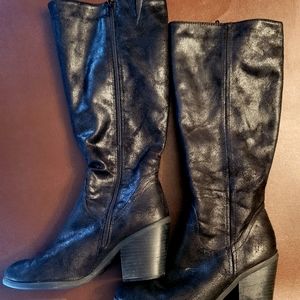 Ruff Hewn distressed/brushed suede boots.